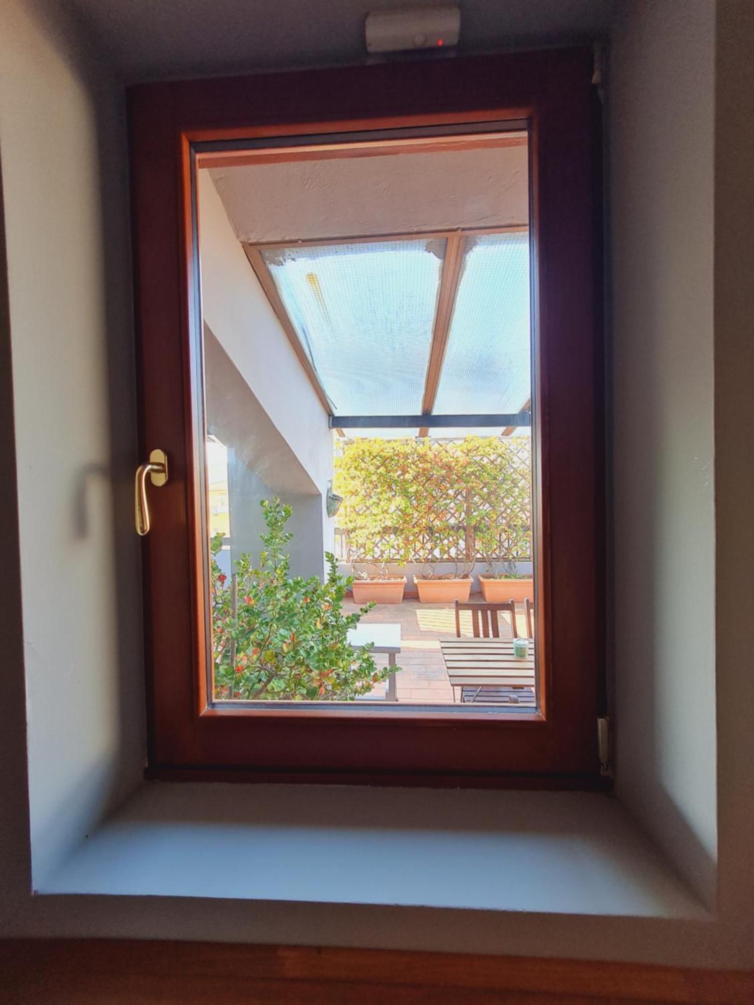Apartamento Mansarda Luminosa E Confortevole